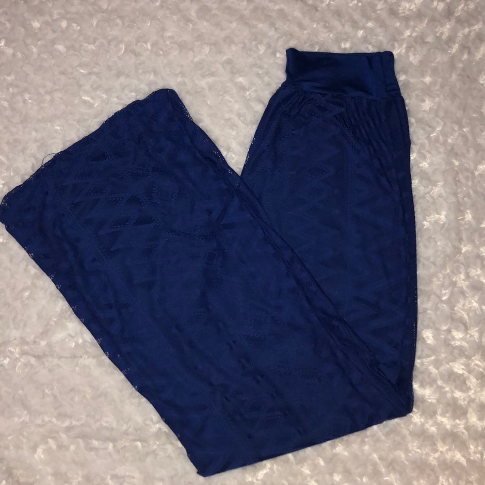 V Front Lace Pants